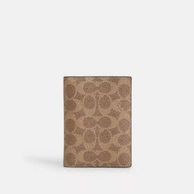 Portapassaporto in Signature Canvas