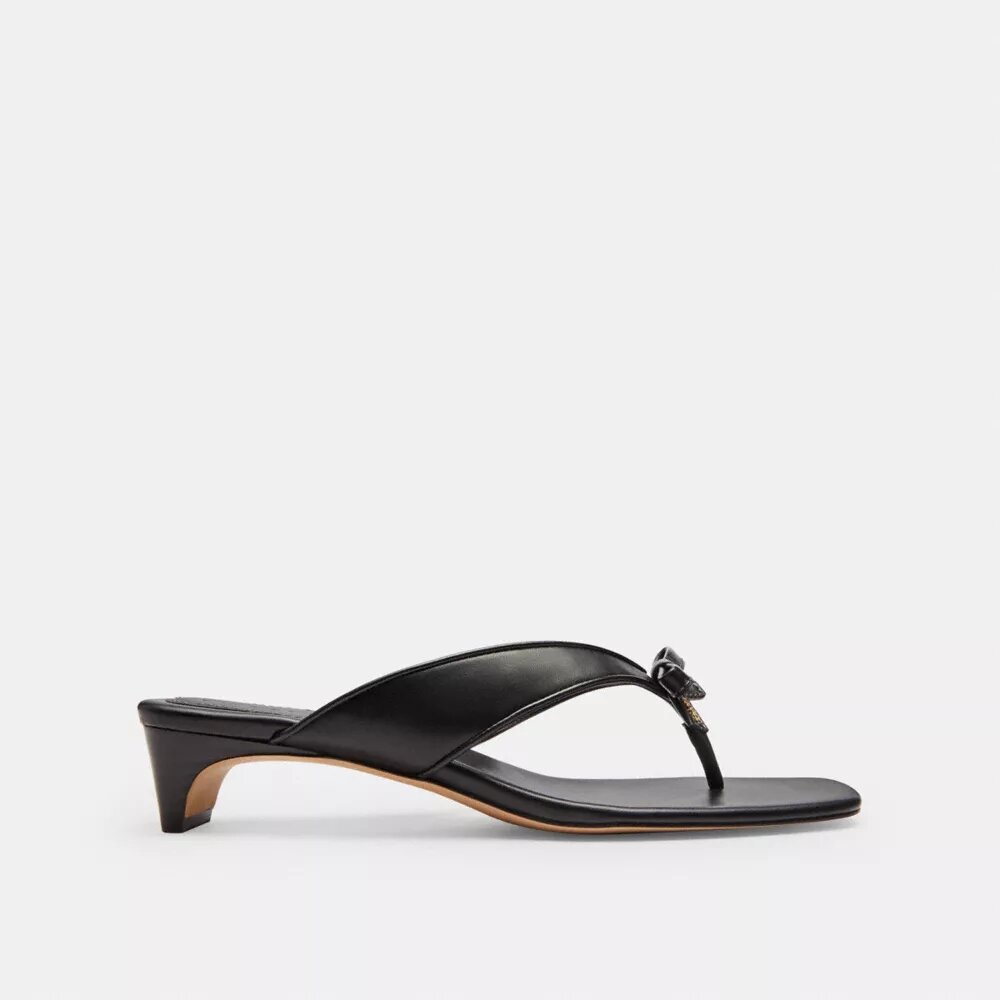 Scarpe con tacco basso con cinturino a fiocco