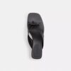 Scarpe con tacco basso con cinturino a fiocco