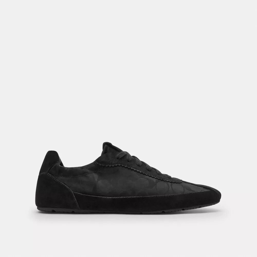 Sneaker morbida in Nylon caratteristico