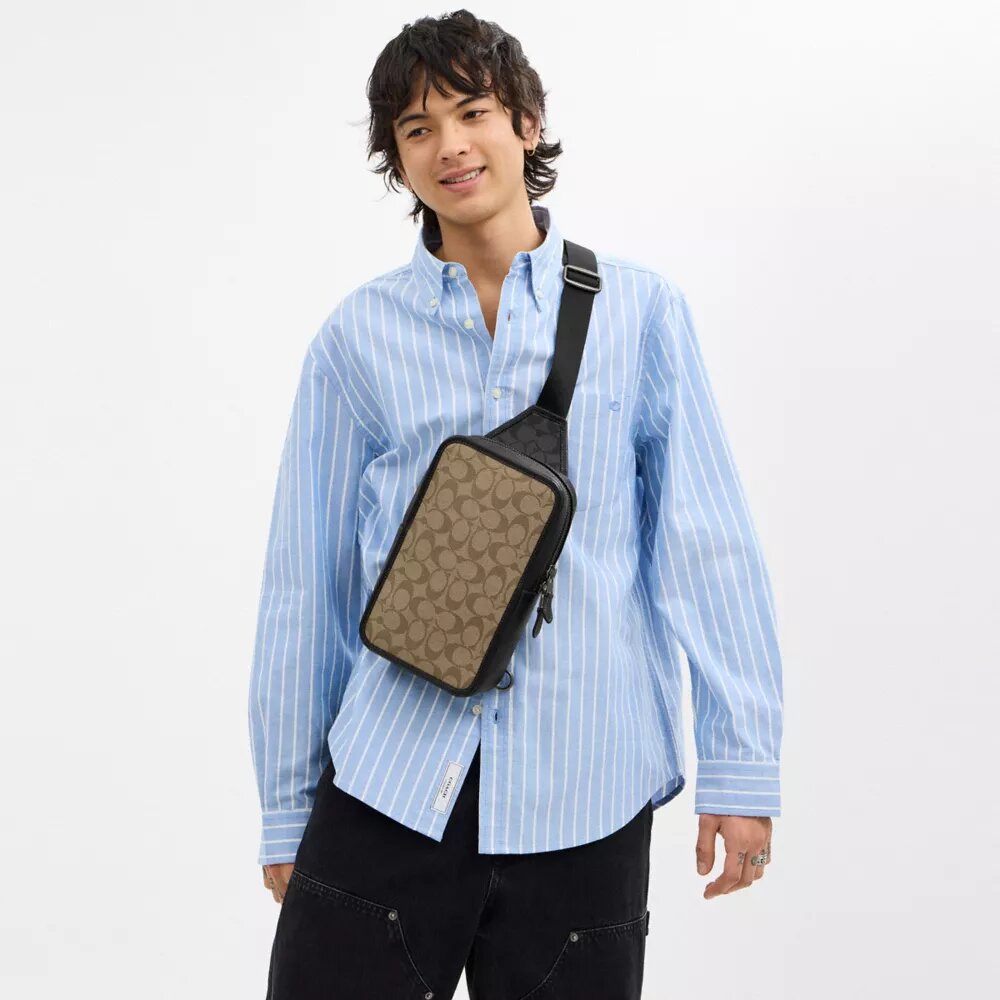 Sullivan Pack in Signature Canvas a blocchi