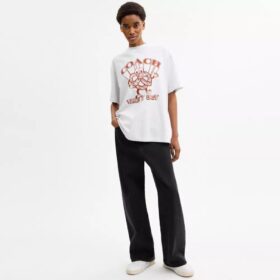T-shirt comoda con motivo pretzel in cotone biologico