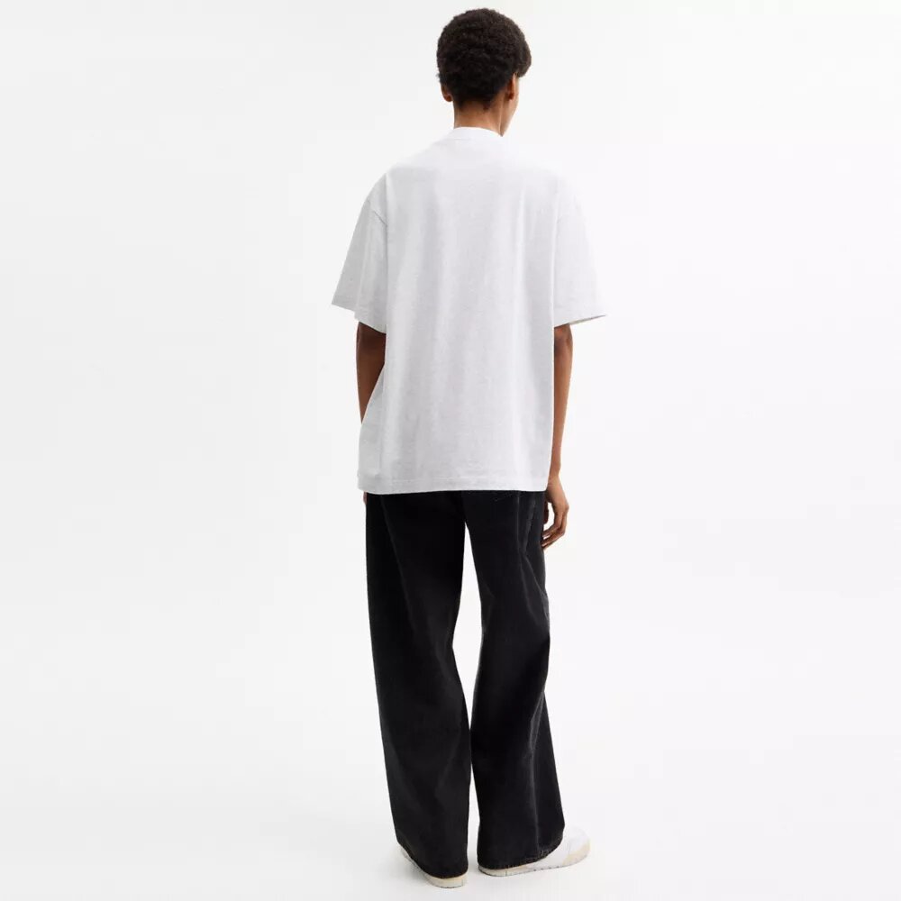 T-shirt comoda con motivo pretzel in cotone biologico