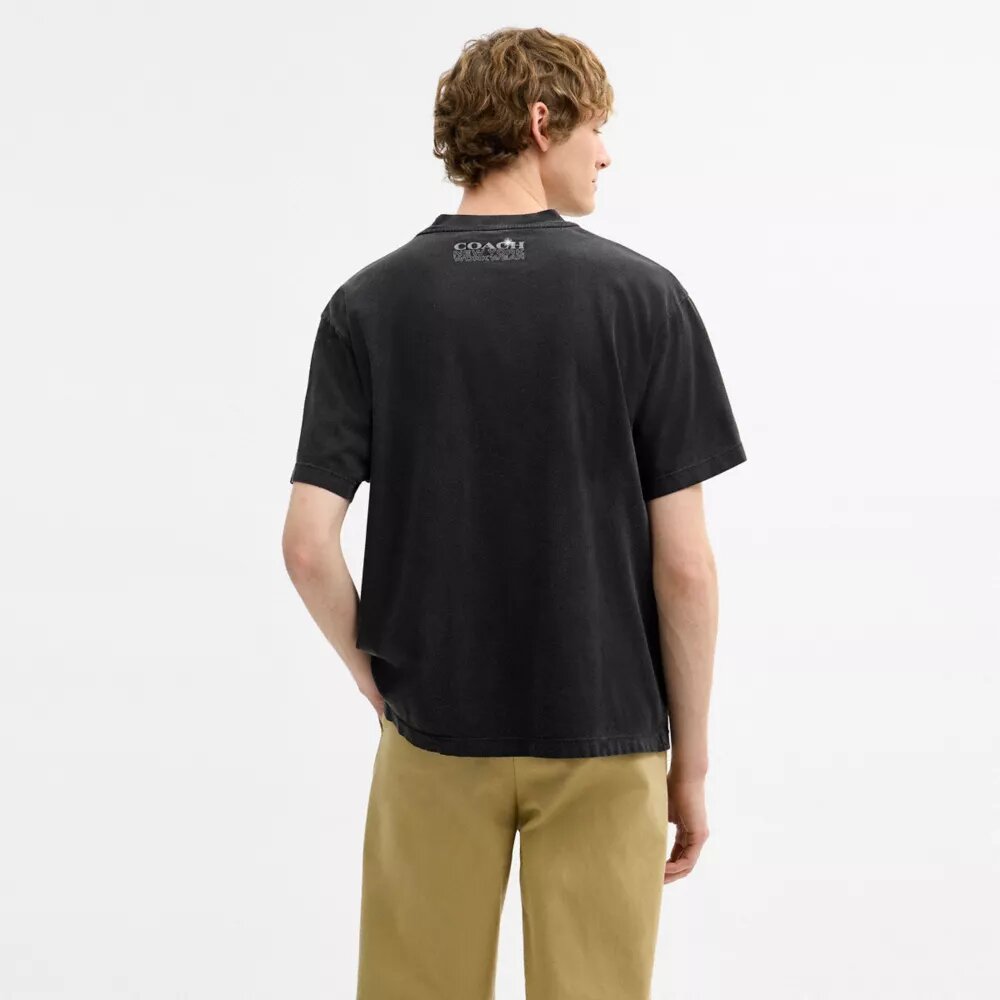 T-shirt dalla vestibilità comoda in cotone biologico