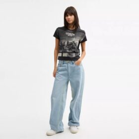 T-shirt “Postcard” con vestibilità anni ’90