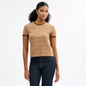 T-shirt Ringer firmata in cotone biologico