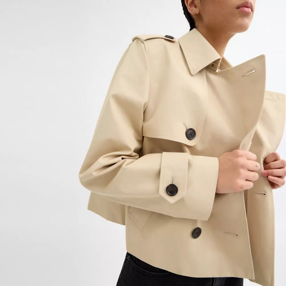 Trench corto