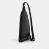 Zaino a tracolla Dominic in Signature Canvas