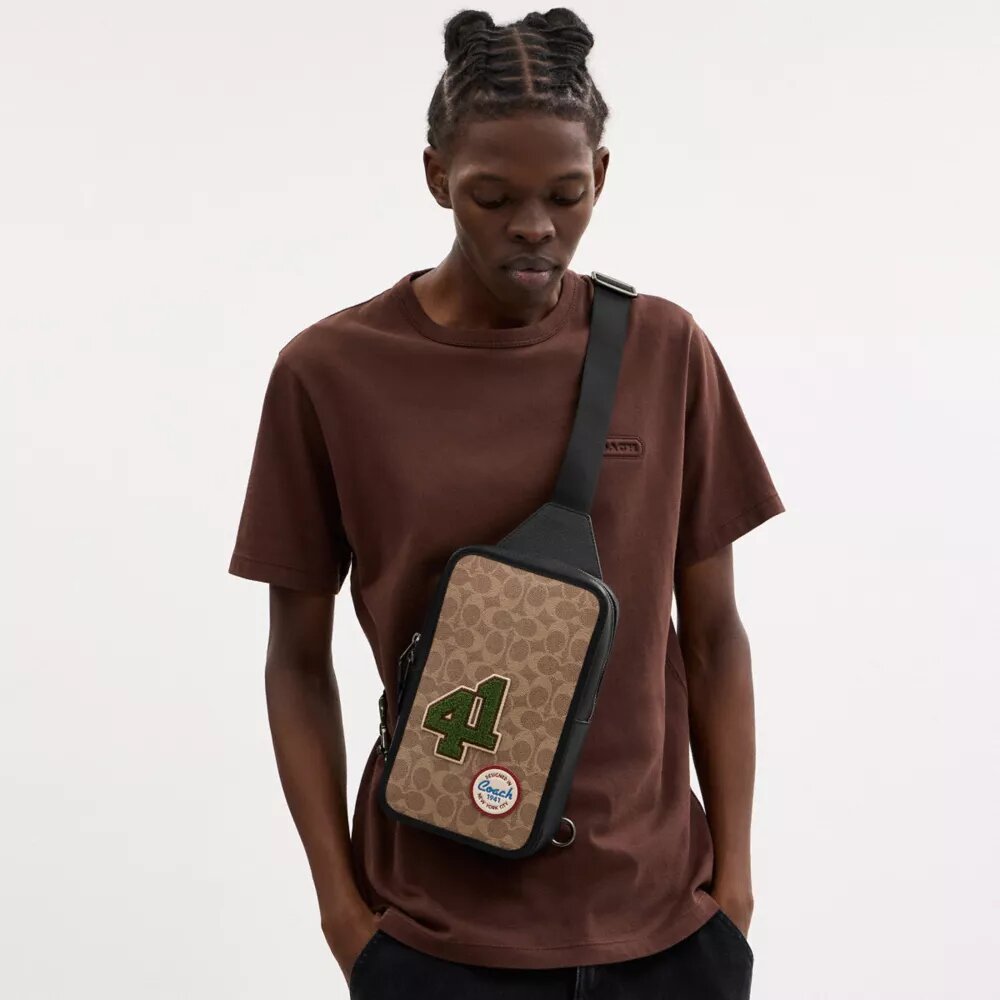 Zaino Sullivan in Signature Canvas con toppe