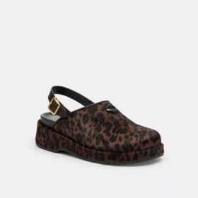 Zoccoli con plateau a C scolpiti e stampa leopardata