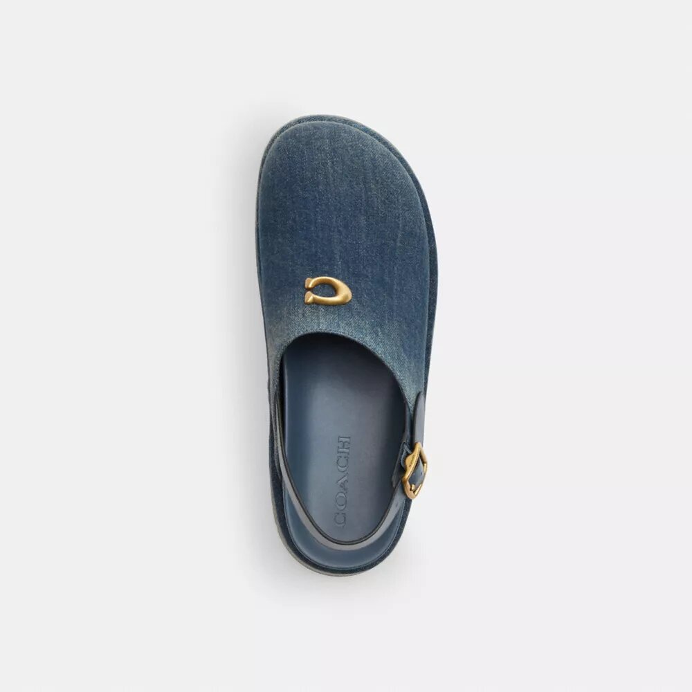 Zoccoli con plateau a C scolpiti in denim dall’effetto vissuto